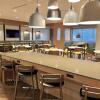 Отель Fairfield Inn & Suites by Marriott Santa Rosa Rohnert Park в Рохнерт-Парке