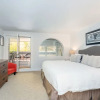 Отель Lift 7 Ski In/out Hot Tub, Ski Locker, Garage Parking + Shuttle To Gondola 2 Bedroom Condo by RedAwn, фото 6