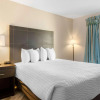 Отель Clarion Inn & Suites Kissimmee-Lake Buena Vista South, фото 4