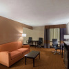Отель Quality Inn & Suites, фото 4