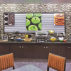 Отель La Quinta Inn & Suites by Wyndham Houston Hobby Airport, фото 19