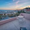 Отель SUPERBE DUPLEX IDEALEMENT SITUE PROCHE PLAGES AVEC GRANDE TERRASSE VUE PORT !l A1B59, фото 1