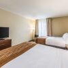 Отель Comfort Inn & Suites Greenwood, фото 23