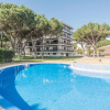 Отель Excellent T2 apartment with pools 400m Falesia beach, фото 13