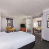 Отель La Quinta Inn by Wyndham Midland, фото 6