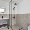 Отель Sanders Arch - Endearing 1-bdr Apt w Balcony, фото 6