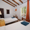 Отель Beautiful Detached Villa Near Arenas With Delightful Terrace and Stunning View, фото 7