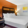 Отель Comfort Inn & Suites Danbury-Bethel, фото 25