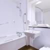 Отель Travelodge London Covent Garden, фото 10
