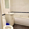 Отель 2 Bedrooms Modern Central London Apartment, Full Kitchen, 5 minutes Tube Station, фото 6