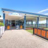 Отель Rosslyn Bay Resort в Росслин