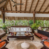 Отель Luxury Villa with Beachfront Eden Roc, фото 10