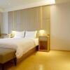 Отель Ji Hotel (Xining Haihu New Area) в Синине