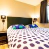 Отель Nice chalet with dishwasher, in a holiday park in the middle of De Veluwe, фото 48