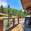 Отель Soaring Ceilings + Mins To Gondola/apres-ski - 2br Sleeps 6 2 Bedroom Townhouse by RedAwning, фото 7