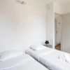 Отель Sunny & quiet 2br near the Eiffel Tower Invalides Beaugrenelle Welkeys, фото 11