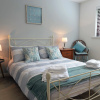Отель Valley Retreat - Peaceful Location Walk to Beach Parking, фото 5