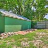 Отель Fayetteville Apartment w/ Yard: Pets Welcome!, фото 16