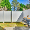 Отель Cozy Greensboro Townhome w/ Community Pool & Grill, фото 14