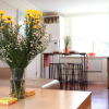 Отель Colour Pop Fitzroy - Pets, Parking, Balcony, 3bdrm, фото 1