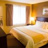 Отель Quality Inn & Suites, фото 9