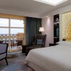 Отель Sheraton Sharjah Beach Resort & Spa, фото 2