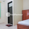 Отель Vandhela Homestay Syariah 2 RedPartner, фото 20