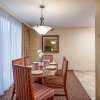 Отель Arlington Court Suites, a Clarion Collection Hotel, фото 4
