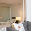 Отель Lavish Suites - Luxury One Bedroom Condo, фото 8