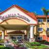 Отель Comfort Suites Near Six Flags Magic Mountain, фото 1