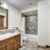 Отель 5BR Alpine Luxury Home with Private Hot Tub by RedAwning - Save 20% on 7+ Nights!, фото 10