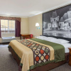 Отель Super 8 by Wyndham Los Angeles Downtown, фото 3