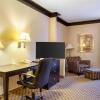 Отель Quality Inn & Suites Oakwood Village - Cleveland South, фото 34