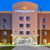 Отель Candlewood Suites Louisville - NE Downtown Area, an IHG Hotel в Льюисвилле
