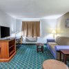 Отель Crystal Inn Hotel - Suites, фото 8
