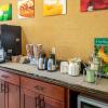 Отель Quality Inn & Suites, фото 15