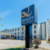 Отель QUALITY INN & SUITES NEAR TANGER OUTLET MALL, фото 16