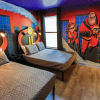 Отель Pixar Paradise Pool Spa Sleeps 20 Near Disney, фото 4