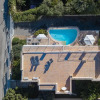 Отель Vistafar - Private Pool & Only 50m to the Sea, фото 1