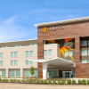 Отель La Quinta Inn & Suites by Wyndham Richmond-Sugarland, фото 1