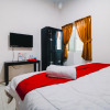 Отель RedDoorz @ Jalan Krakatau Medan, фото 4