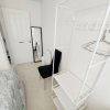 Отель Single Room in 3-bed Home, Full Kitchen, Shared Bathroom, фото 8