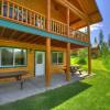 Отель Glacier National Park Cabins & West Glacier Lodging, фото 20