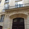 Отель Magnifique Appartement dans Hôtel Particulier Monument Historique в Париже