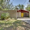 Отель Charming Mid-century House - Just Steps to Lake!, фото 1