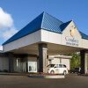 Отель Comfort Inn & Suites Syracuse Airport, фото 19