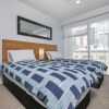 Отель QV Luminous 2-bedroom Apartment - 848, фото 10