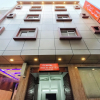 Отель Arch Suites, фото 1