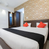 Отель Capital O 9917 SJR Suites And Comforts, фото 1