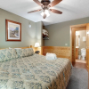 Отель Smoky Bear Lodge by Jackson Mountain Homes, фото 6